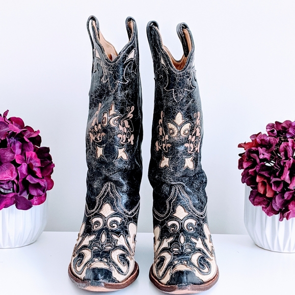 Corral Black and Cream Heeled Boots - Picture 3 of 8